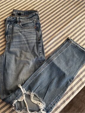 American Eagle Outfitters Women's Straight Leg Blue Jeans